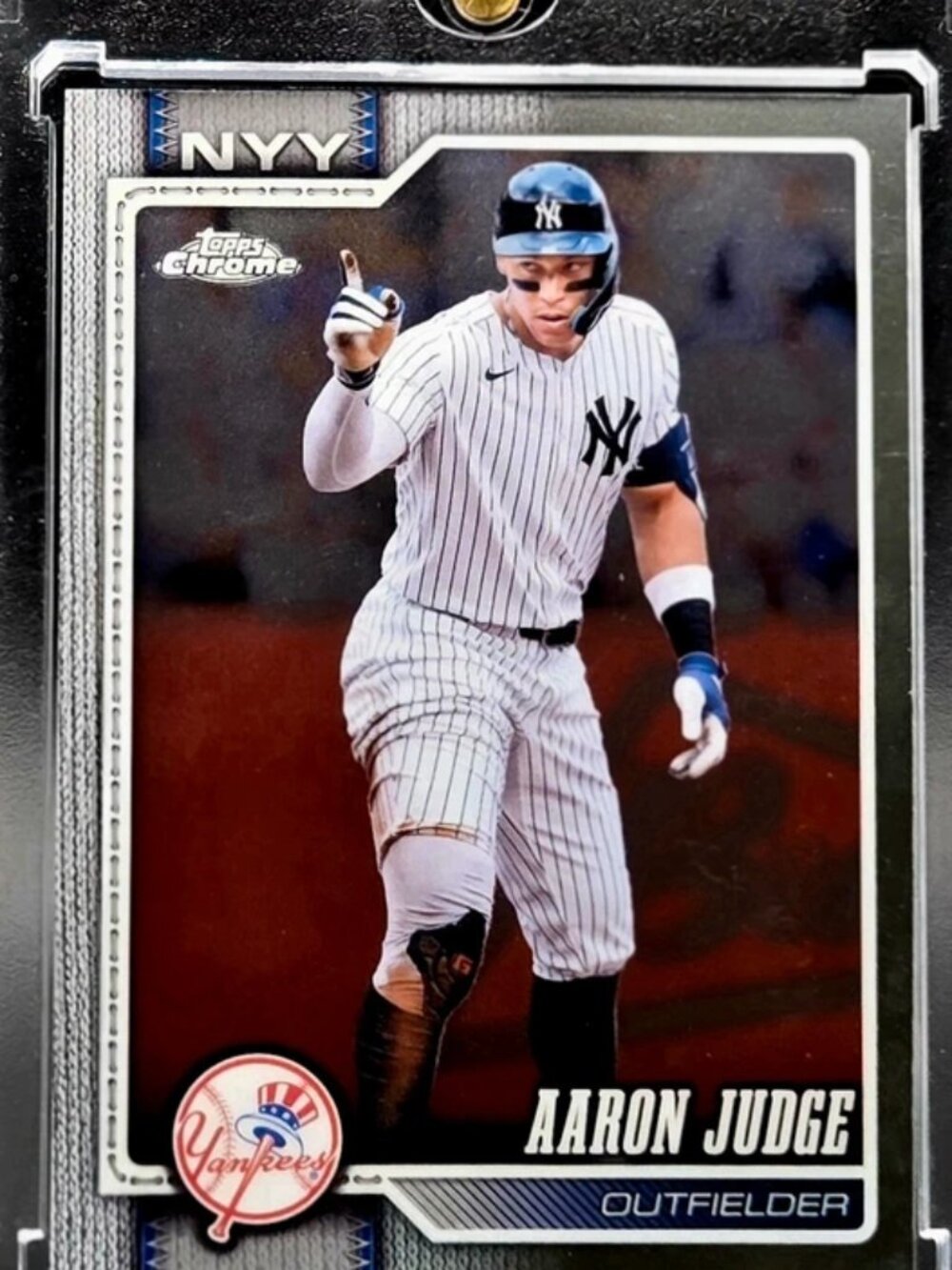 2026 Topps Chrome Aaron Judge #100 – New York Yankees